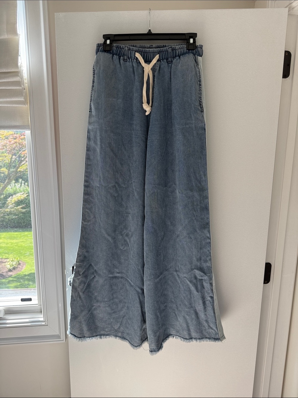 Vintage Havana Light Blue Wide-Leg Drawstring Jeans